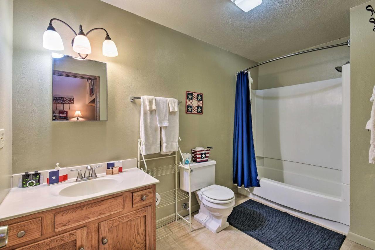 Condo With Grill Access Close To Angel Fire Resort Exterior photo